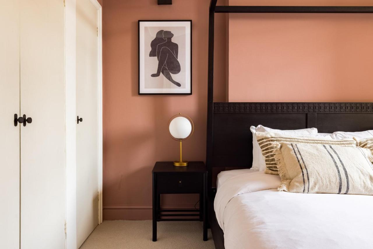 The Sussex Garden Retreat - Elegant 2Bdr Flat Leilighet London Eksteriør bilde
